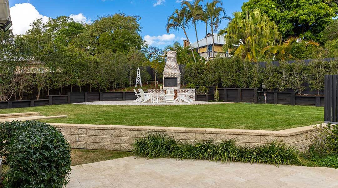 Garden with outdoor pizza oven on Hipwood Street, Brisbane.