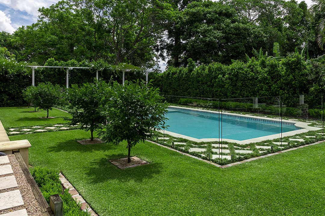 Garden pool with glass fencing on Walnut Street, Brisbane.